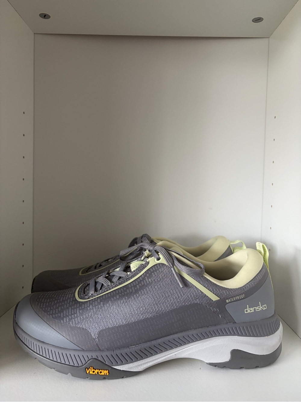 NWOB Dansko Womens Makayla Mesh Grey Walking Shoes Size 38